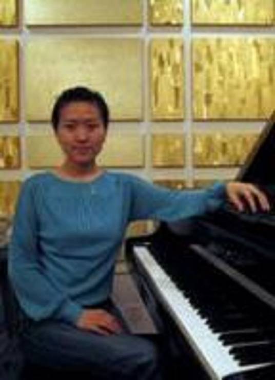 王丽莉（沈阳音乐学院讲师）