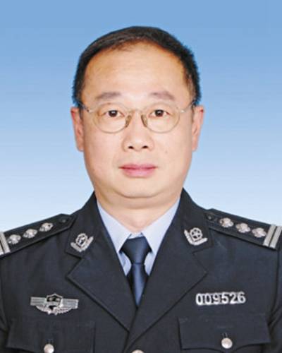 肖为民（云南省昆明市政府原副秘书长）