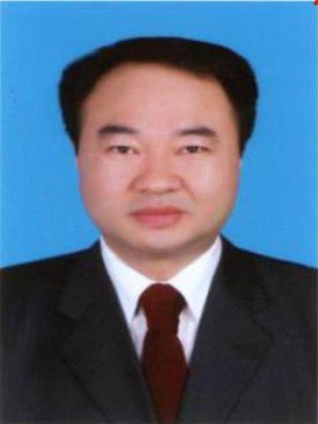 肖勇（湖北省襄阳市人大常委会党组成员、副主任）