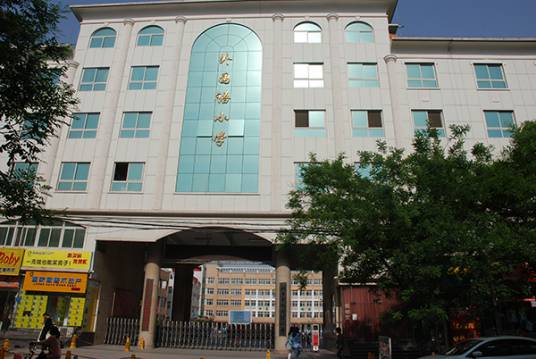 新乡市外国语小学