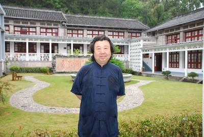 张杰（中国书法家协会会员）