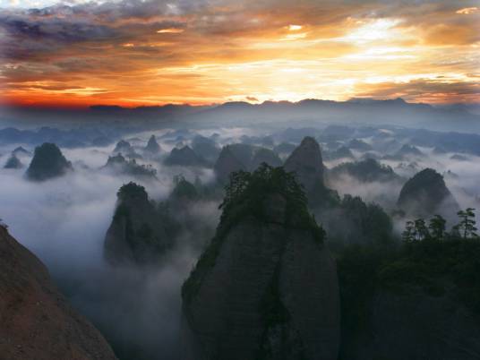 万佛山-侗寨风景名胜区