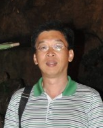 靳涛（厦门大学教授）