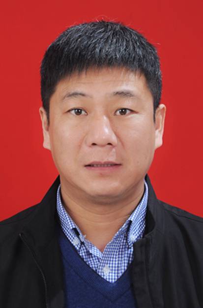 谢峰（山西省运城市西城街道党工委副书记、办事处主任）