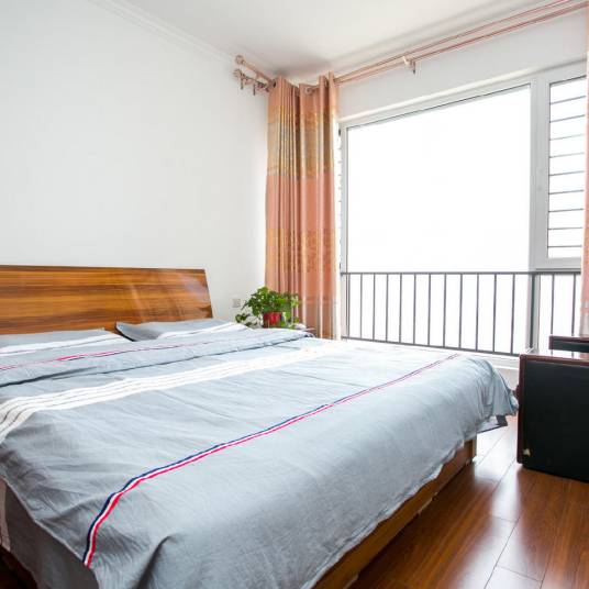 西安樱花短租公寓