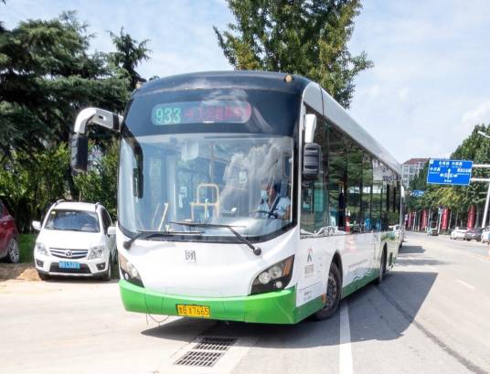 青岛公交933路