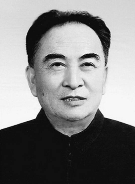 乔培新（中国人民银行原副行长）