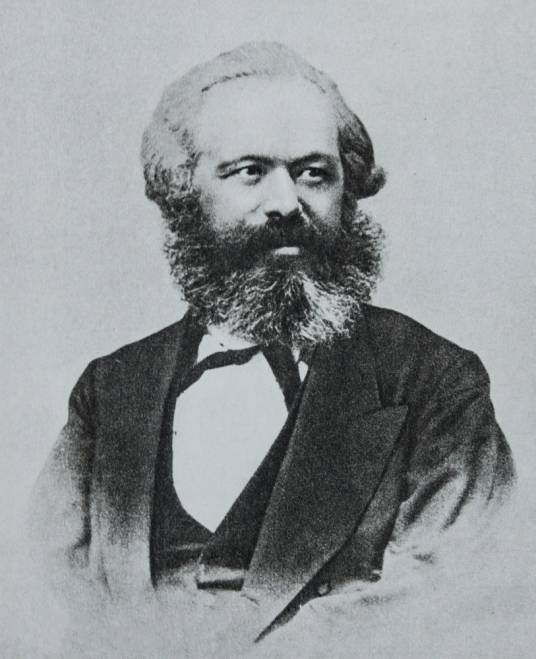 他的英名和事业永世长存