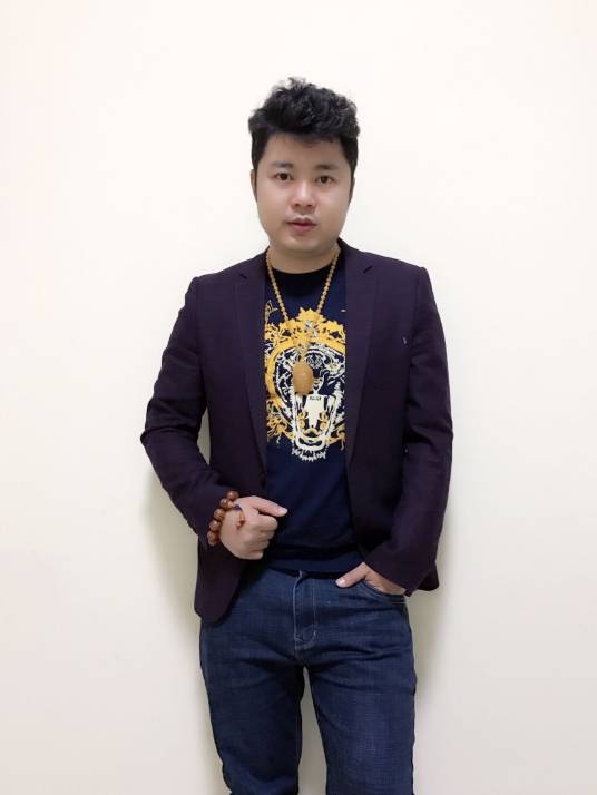 妖夜（网络小说人气作家）