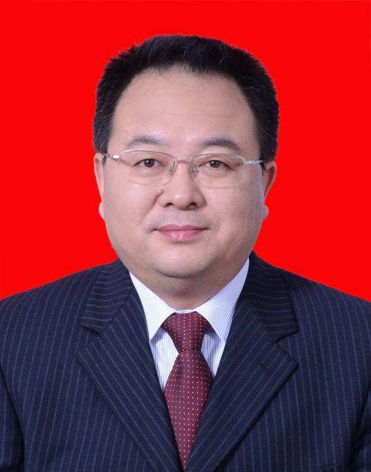 顾万勇（苏州市科技局党组成员、副局长、苏州市政协经农委副主任（兼））