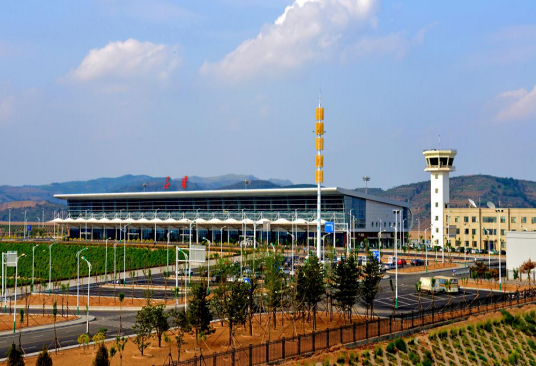 吕梁大武机场