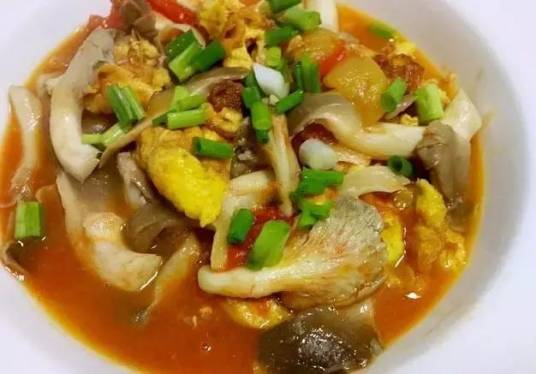 西红柿鸡蛋炒蘑菇