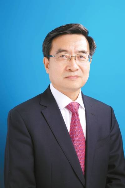 何方恩（中国银行河北省分行原首席业务经理）