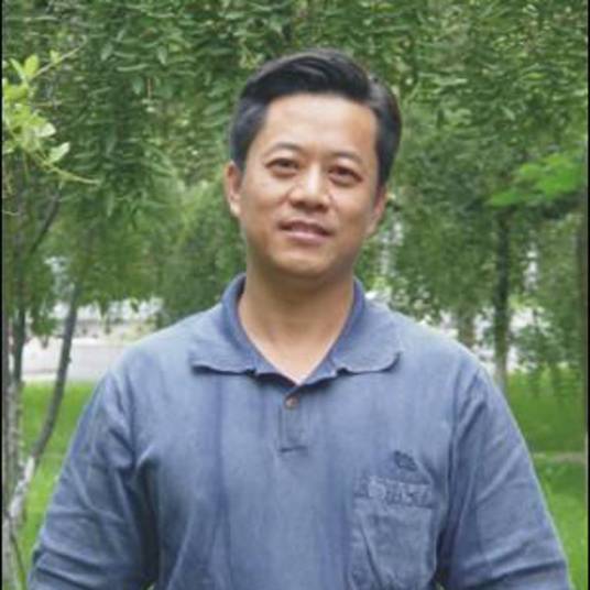 曾建明（四川烹饪高等专科学校教授）