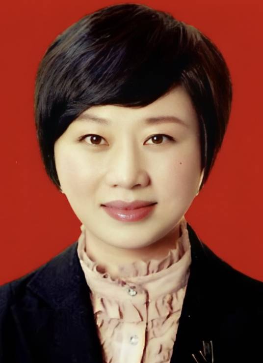 万欣（南昌市委市政府合作交流办主任）