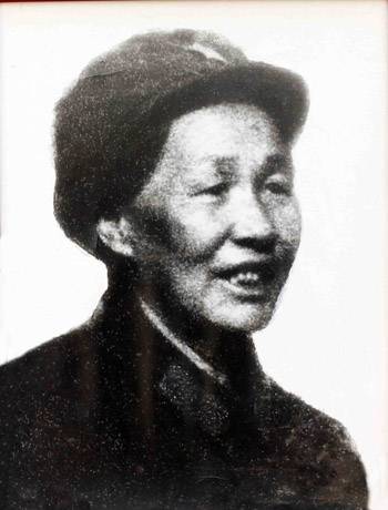 伍兰英（女红军）