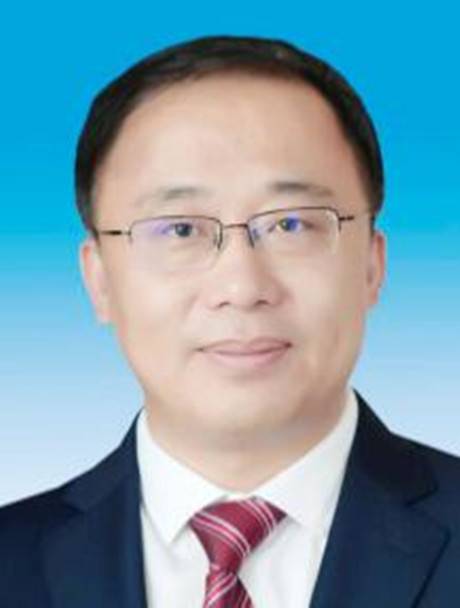 石峥（山西省阳泉市政府党组成员、副市长）