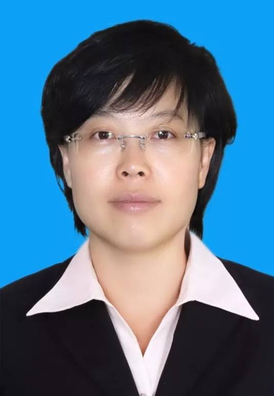 李芸（东胜区委常委、区人民政府副区长）