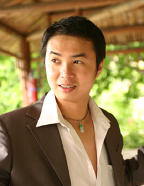 谢涛（《听世界》主持人）