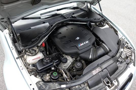 BMW S65
