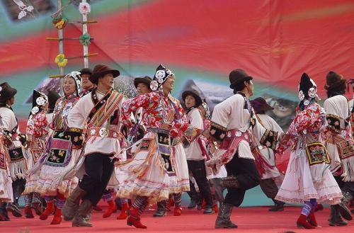 傈僳族阿尺木刮