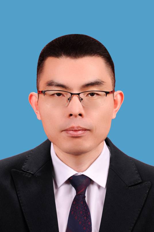 李麒麟(重庆市合川区国有资产管理中心副主任)