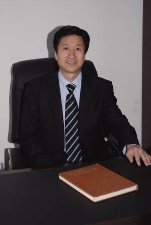 姜忠义（温州忠义集团有限公司董事长）