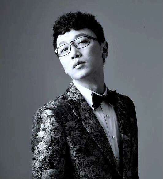 明洋（主持人、青年歌唱家）