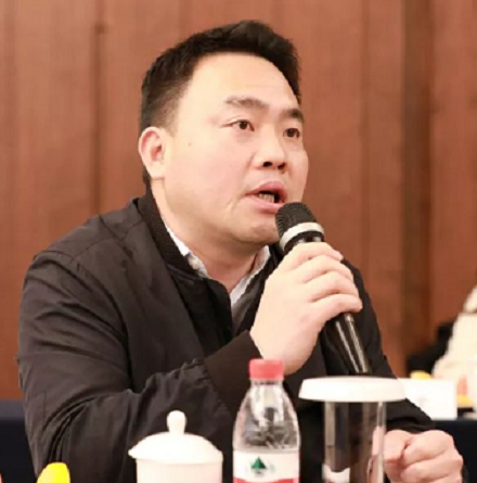 蒋军（中国男哈高科董事）