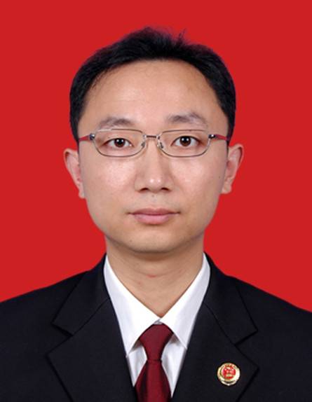 马昆（江苏省昆山市人民检察院副检察长）