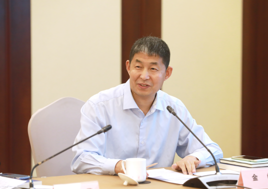 金锋（民盟中央科技委员会委员、领导微智库理事长）