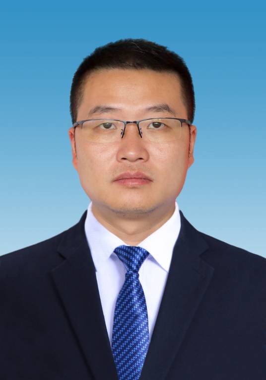 李焱（遵义市红花岗区纪委副书记、区监委副主任）