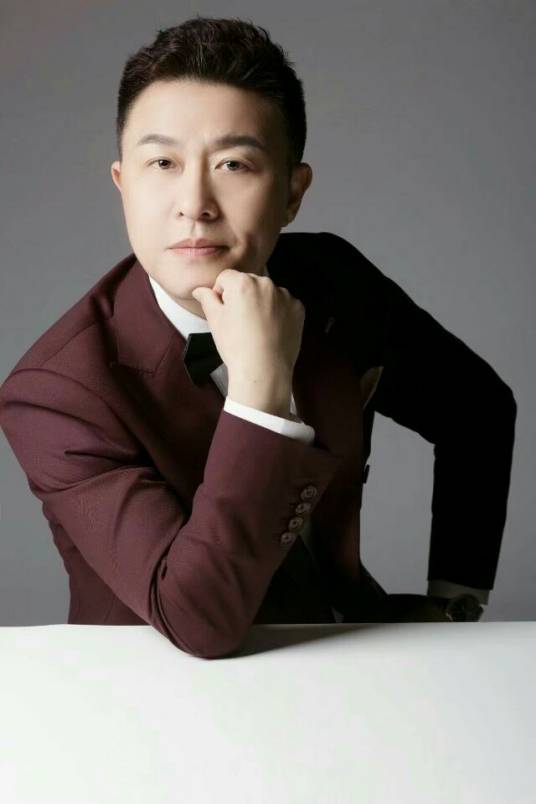 张峰（中国男歌手）