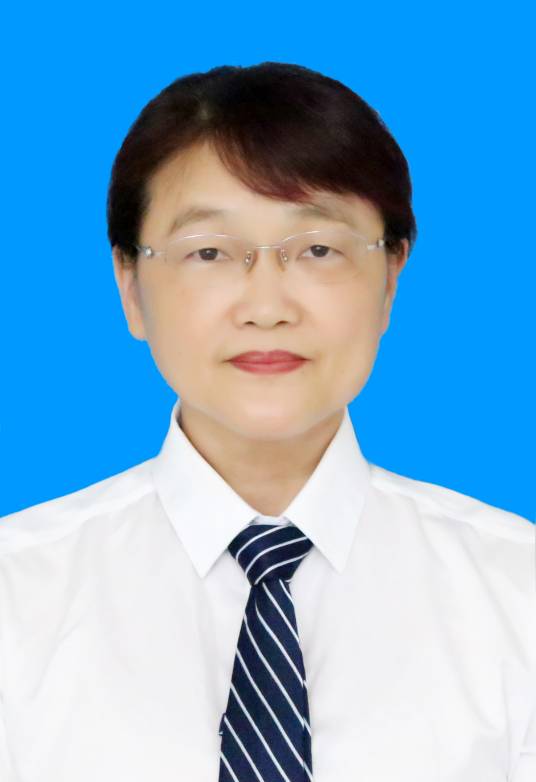 黄英(四川省雅安市司法局原副局长)