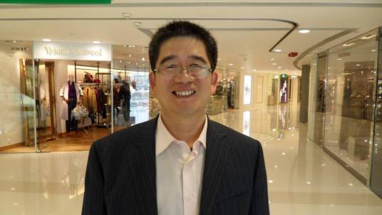 王新春（山东大学哲学与社会发展学院教授，省政协提案委员会委员）