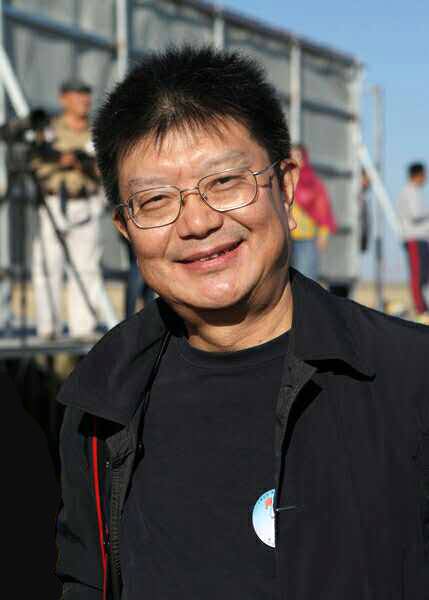 张天明（景德镇市高级工艺美术师）