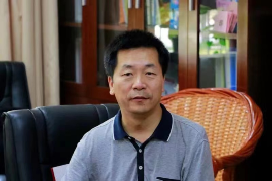 李钢（北京航空航天大学马克思主义学院教授）