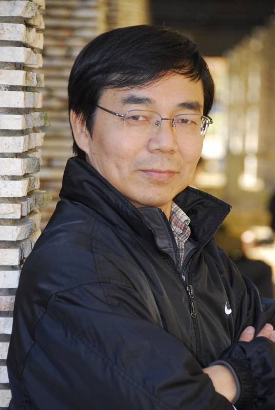 张国清（中国国际广播电台日语部主任）