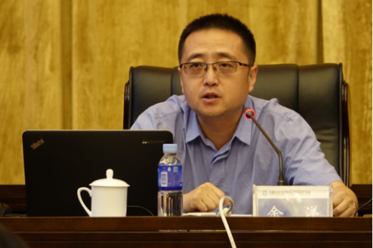 余洋（内蒙古自治区纪委监委第六监督检查室原副主任）