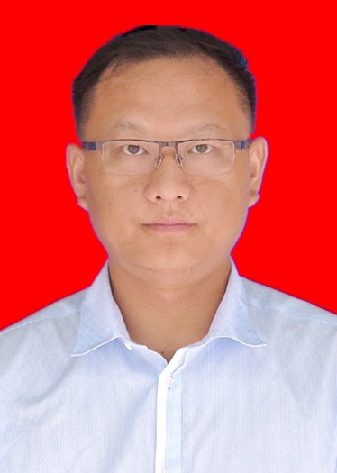 杨韬（云南省文山州委统战部副部长、州工商联党组书记）