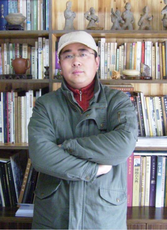 郑健（国家二级美术师）