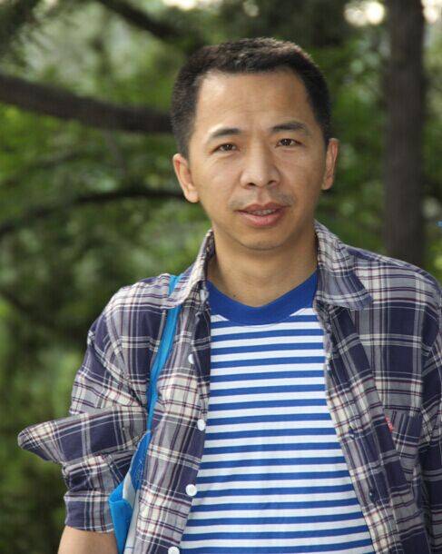 李峰（中北大学艺术学院副教授）