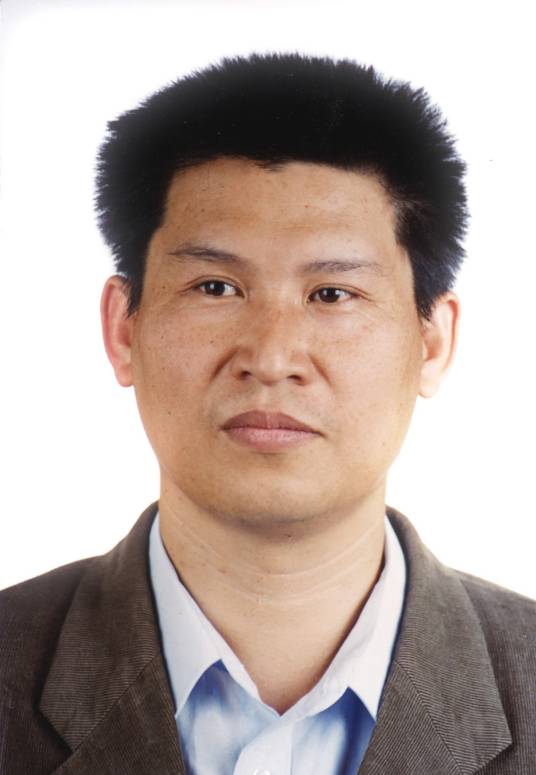 詹文龙(第十四届全国人大社会建设委员会委员,中国科学院院士,核物理学家)