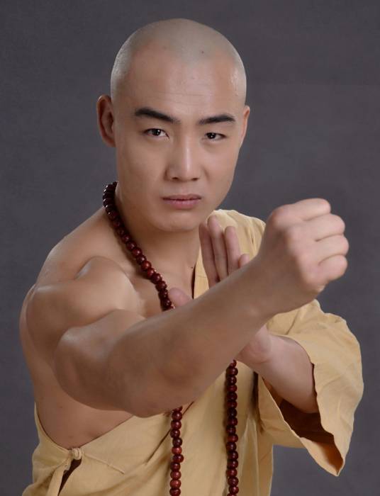 一虎（少林寺第三十四代佛门弟子）