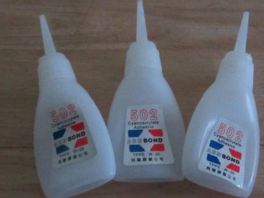 502胶水