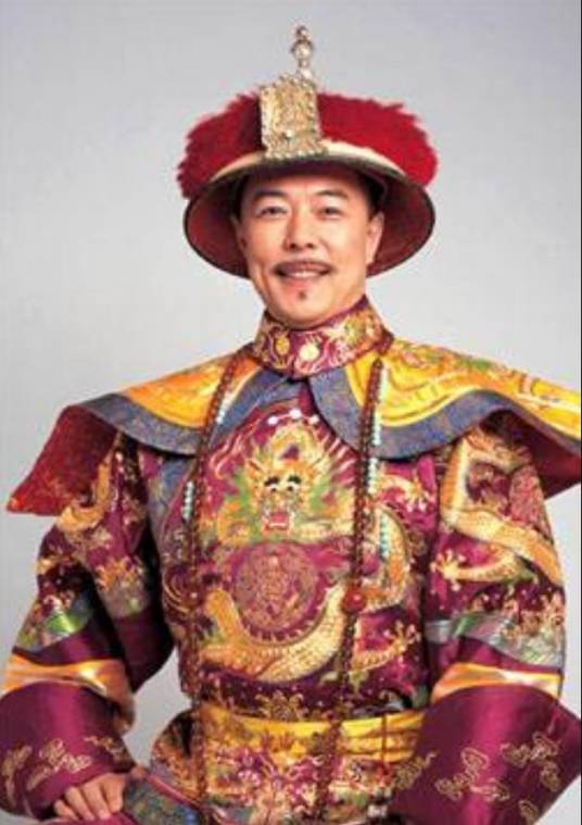 乾隆（《铁齿铜牙纪晓岚》第1-4部中的角色）