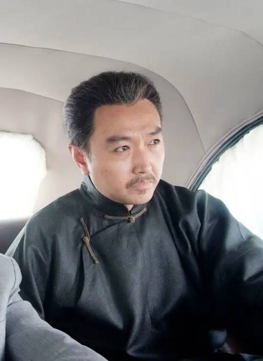 夏德发（电视剧《青岛往事》中角色）