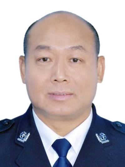 李君（广东省中山市公安局原党委副书记、常务副局长）