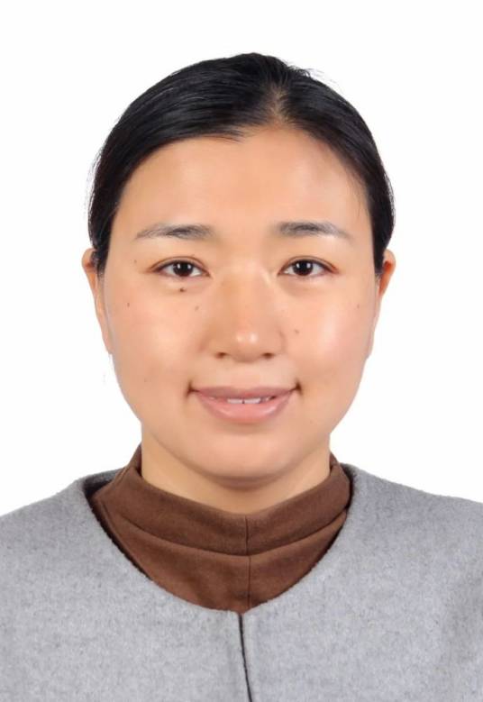 陈小丽（上海市金山区卫健委副主任）