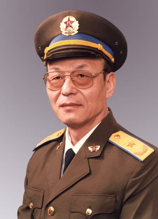 李源（正兵团职离休干部、原空军指挥学院政委）